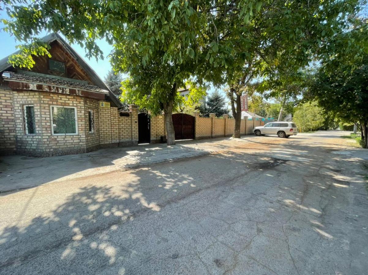 Гостевой Дом Шумкар Азия Guest House Shumkar Asia Μπισκέκ Εξωτερικό φωτογραφία