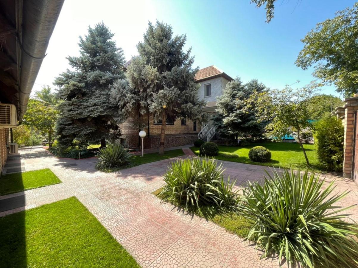 Гостевой Дом Шумкар Азия Guest House Shumkar Asia Μπισκέκ Εξωτερικό φωτογραφία