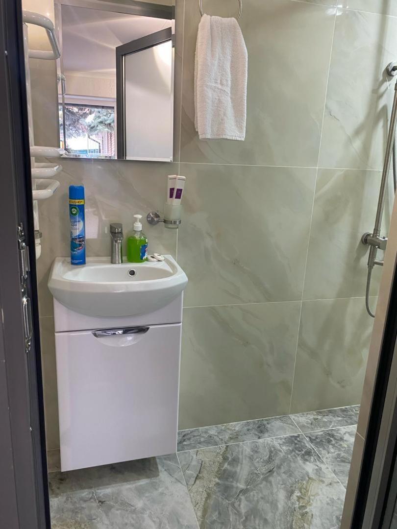 Гостевой Дом Шумкар Азия Guest House Shumkar Asia Μπισκέκ Εξωτερικό φωτογραφία