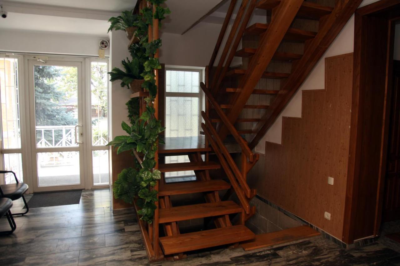 Гостевой Дом Шумкар Азия Guest House Shumkar Asia Μπισκέκ Εξωτερικό φωτογραφία